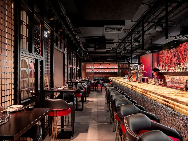 interior-bar